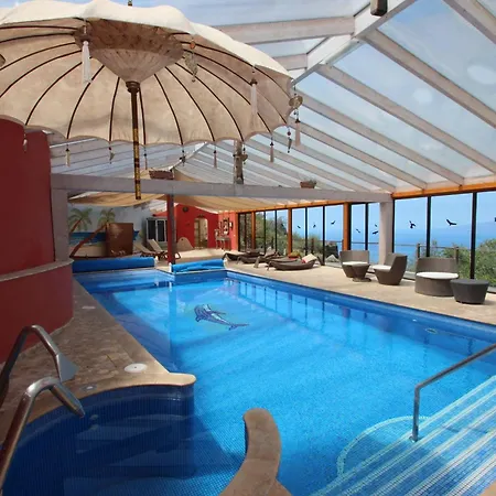 Mit Terrasse, Pool Und Garten Appartement Guía de Isora